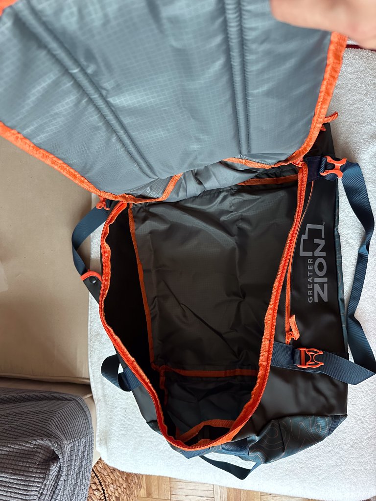 Nwt Coalatree Quest Carry-On Size Duffel Bag (Converts Into A Backpack!) — image 7 of 8